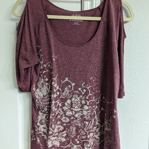 Mudd Cold Shoulder Maroon Top